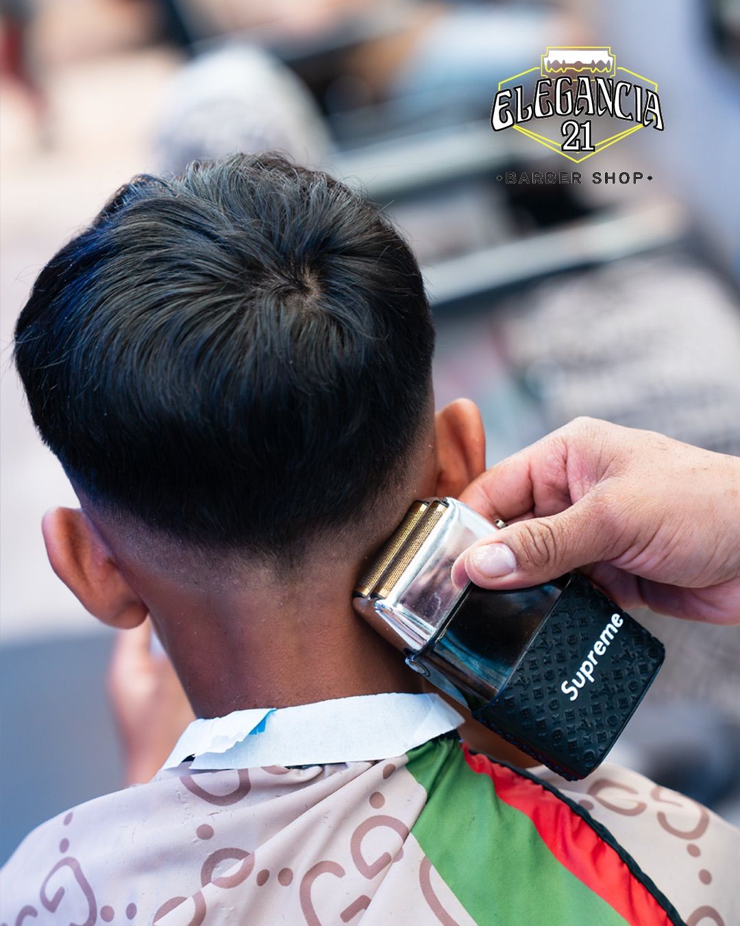 Taper en la nuca
